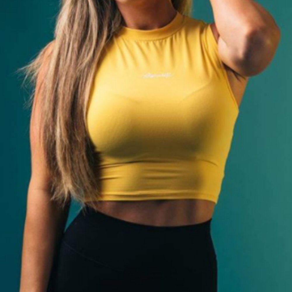 Alphalete ultrasoft crop tank
